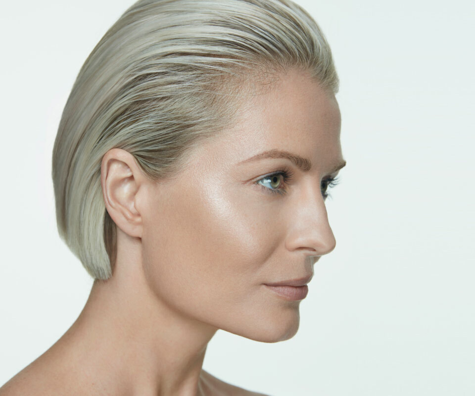 Model image of woman
